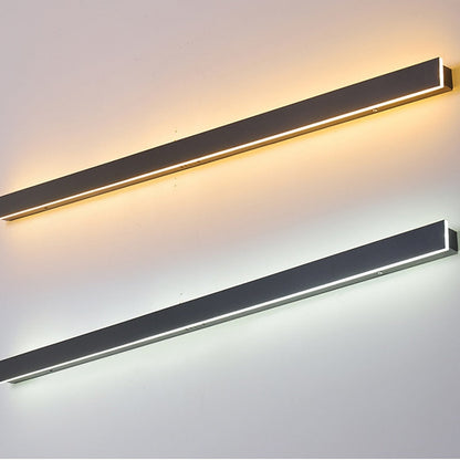 Kumira – Lampe Murale Extérieure Svelte