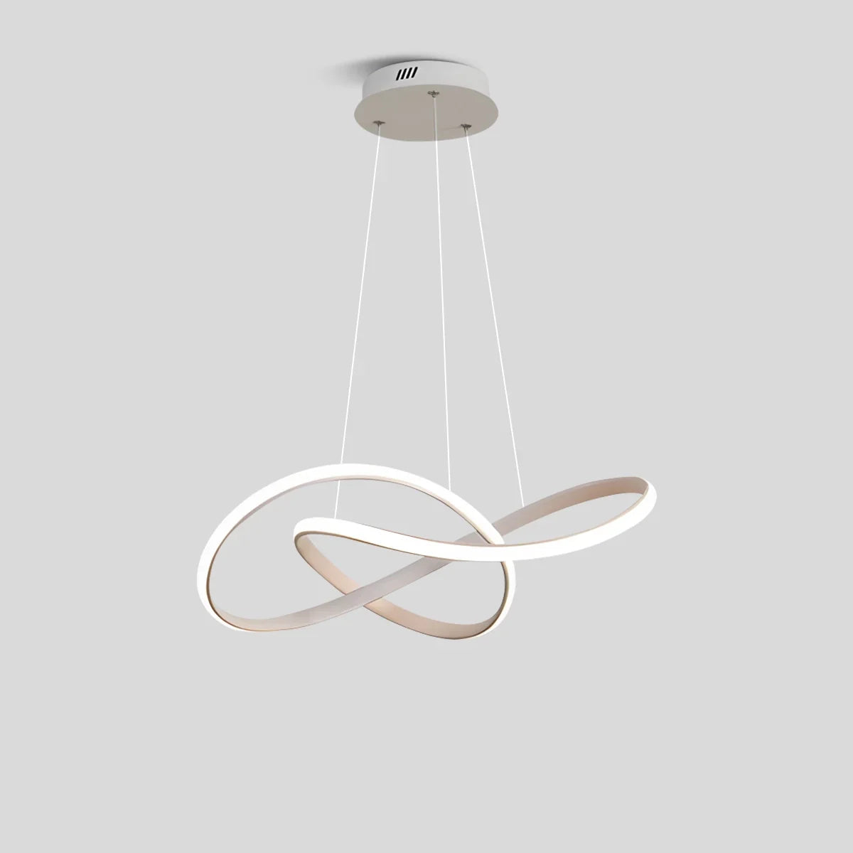 Reina – Suspension moderne en forme de poisson