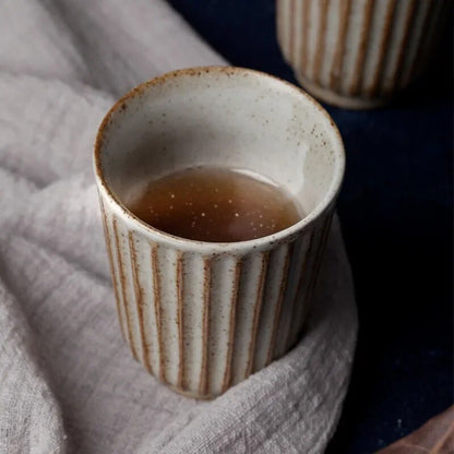 Nadine – Tasse à thé rétro
