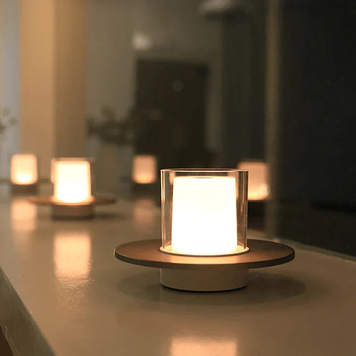 LumaGlow – Bougie LED élégante avec contrôle par induction et lumière sans flamme