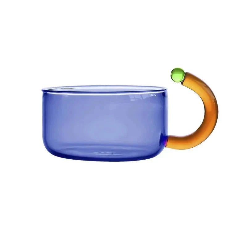 Service à thé en verre coloré – Élégance et contrastes raffinés