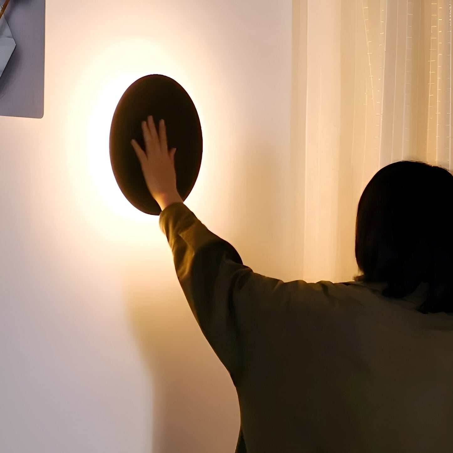 Paul – Lampe Murale Pratique