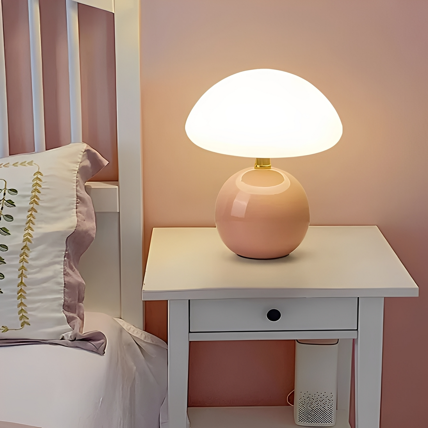 Nelly – Lampe de table champignon moderne au design givré