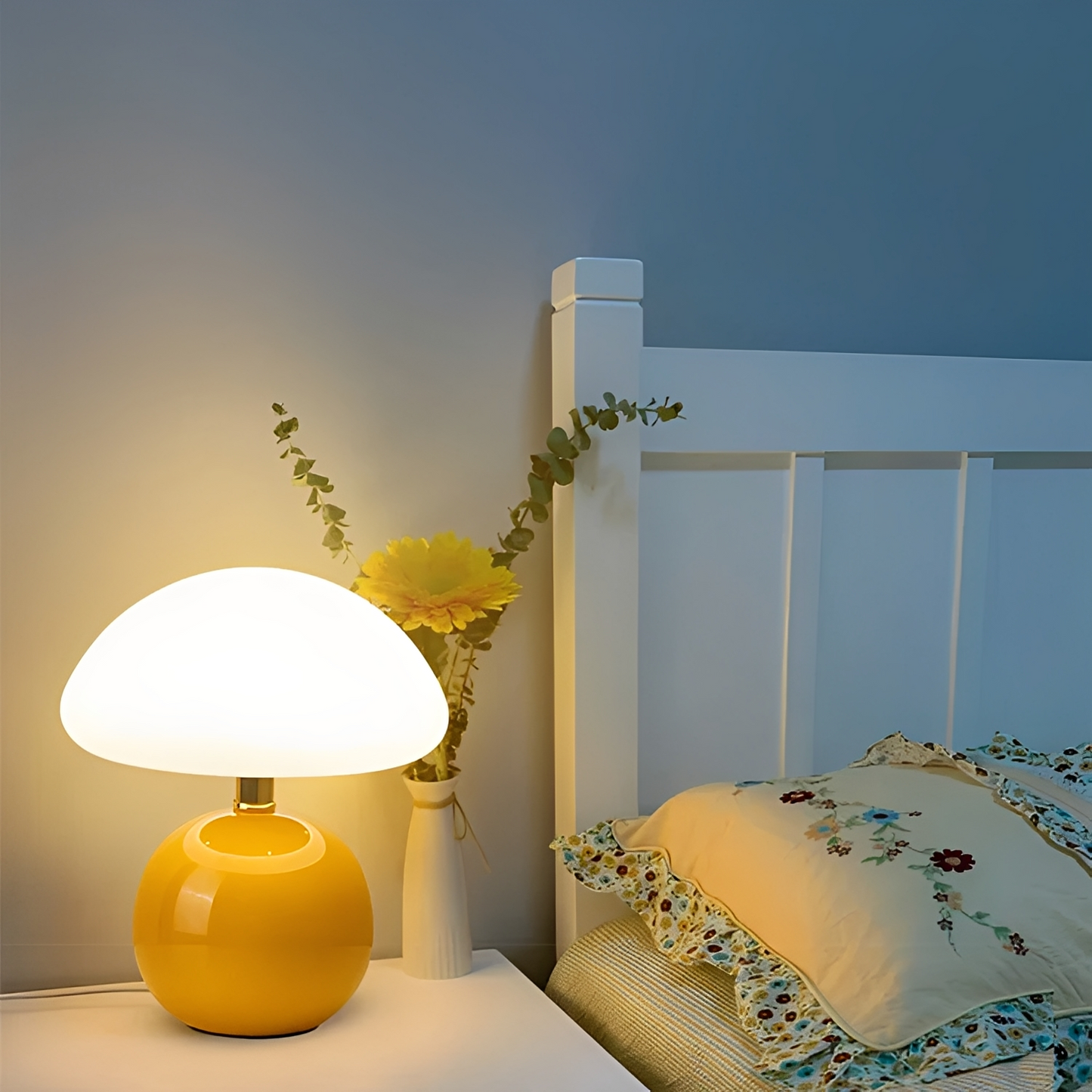 Nelly – Lampe de table champignon moderne au design givré