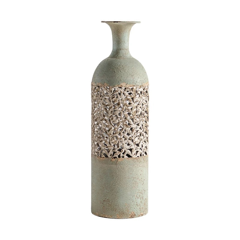 Denise – Vase de sol en métal rétro