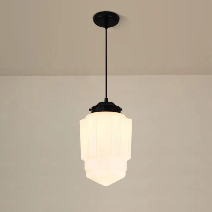 ÉclatVerre – Suspension vintage en verre sculpté au design géométrique