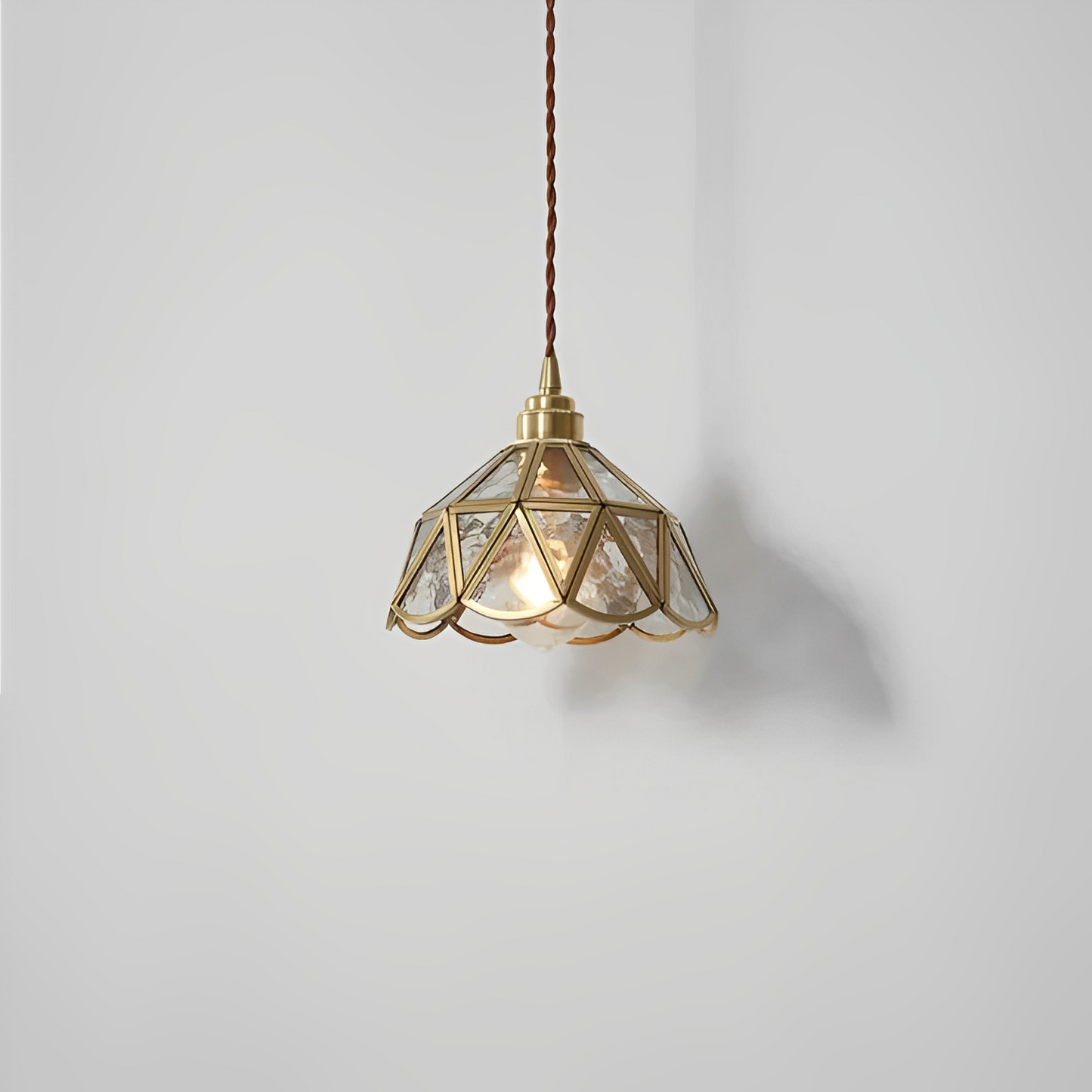 Clara – Suspension en verre avec câble en tissu