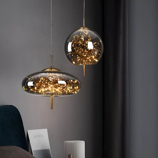 Ellyse – Suspension avec design en verre étincelant : L'élégance classique rencontre la magie moderne