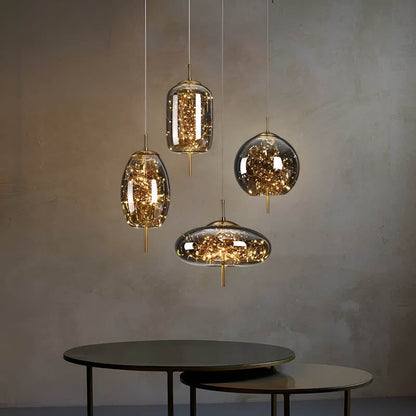 Ellyse – Suspension avec design en verre étincelant : L'élégance classique rencontre la magie moderne