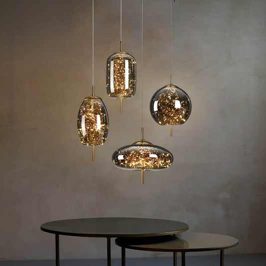 Ellyse – Suspension avec design en verre étincelant : L'élégance classique rencontre la magie moderne
