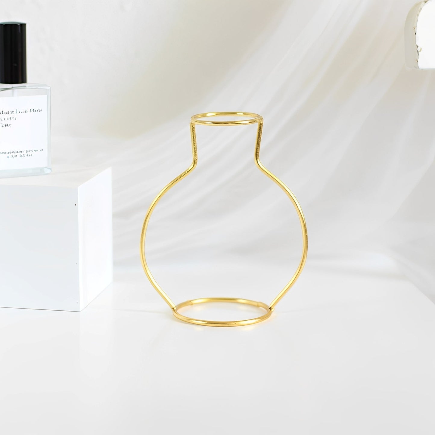 Anne – Vase de plante en fer