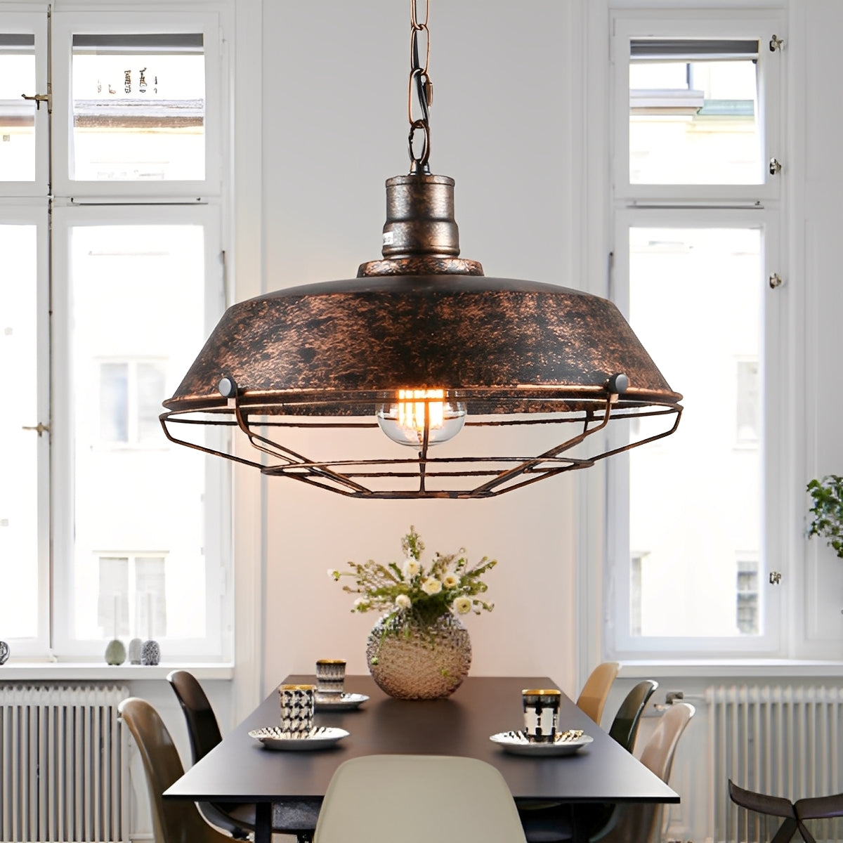 Clifford – Suspension design rétro