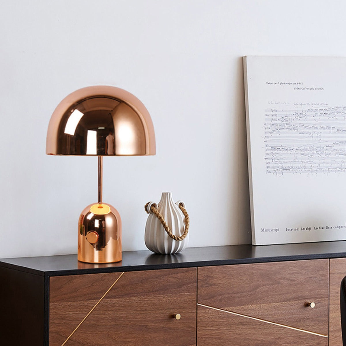 Bella – Élégante lampe de table avec charme classique et lumière chaude