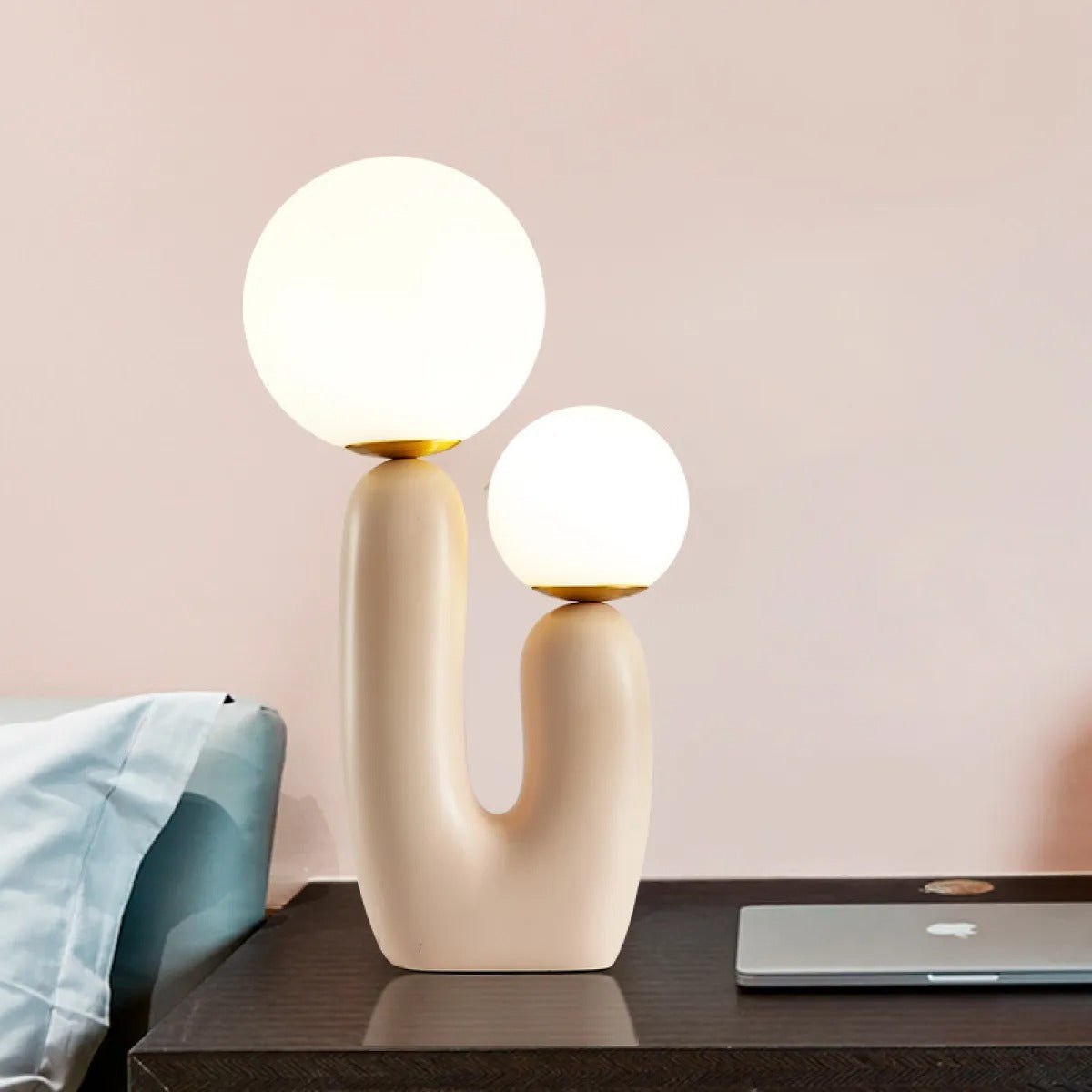 Pirena – Lampe de table nordique
