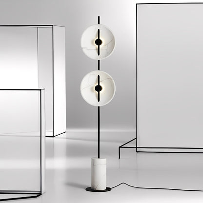 Mariel – Lampadaire en marbre blanc