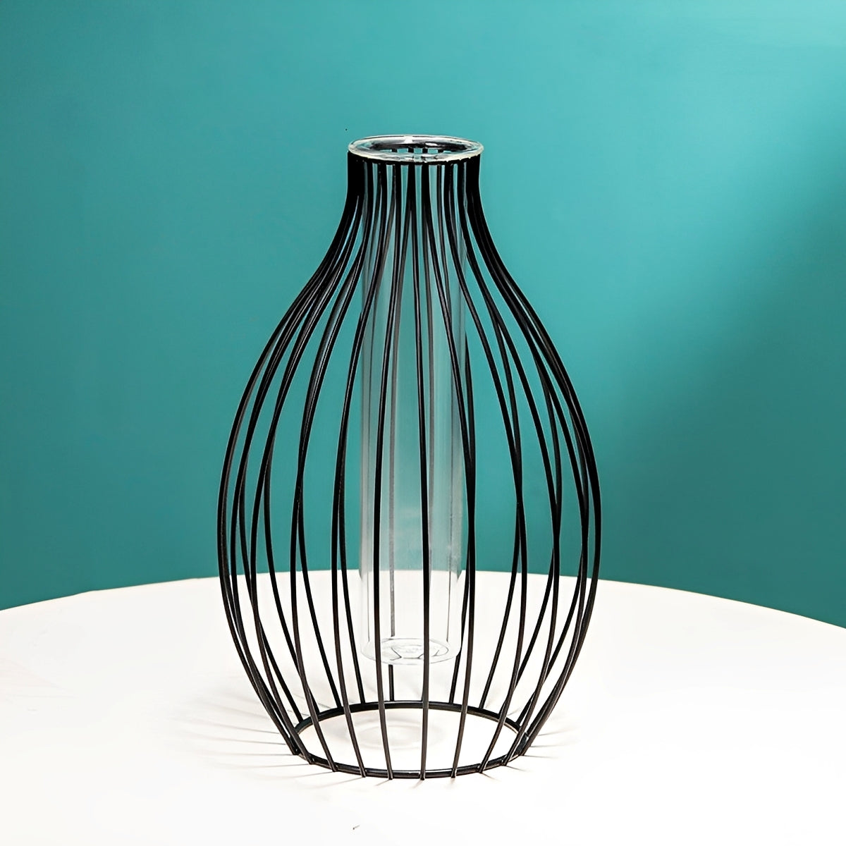 Rikk – Vase statement en noir