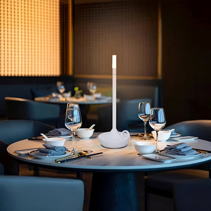 Nina – Lampe de table portable en design cylindrique