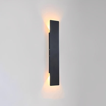 Laine – Moderne Wandlampe