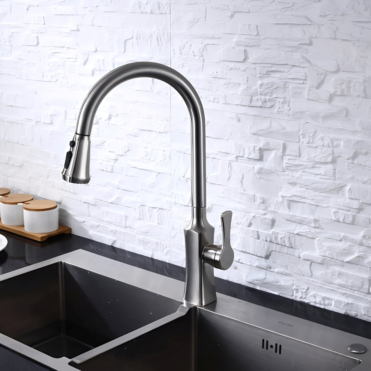 Nerio – Robinet Mitigeur Extensible Noir