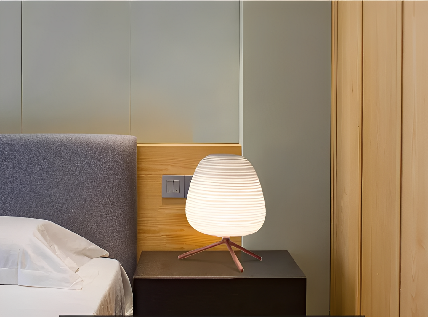 Leona – Lampe de Chevet Moderne en Verre