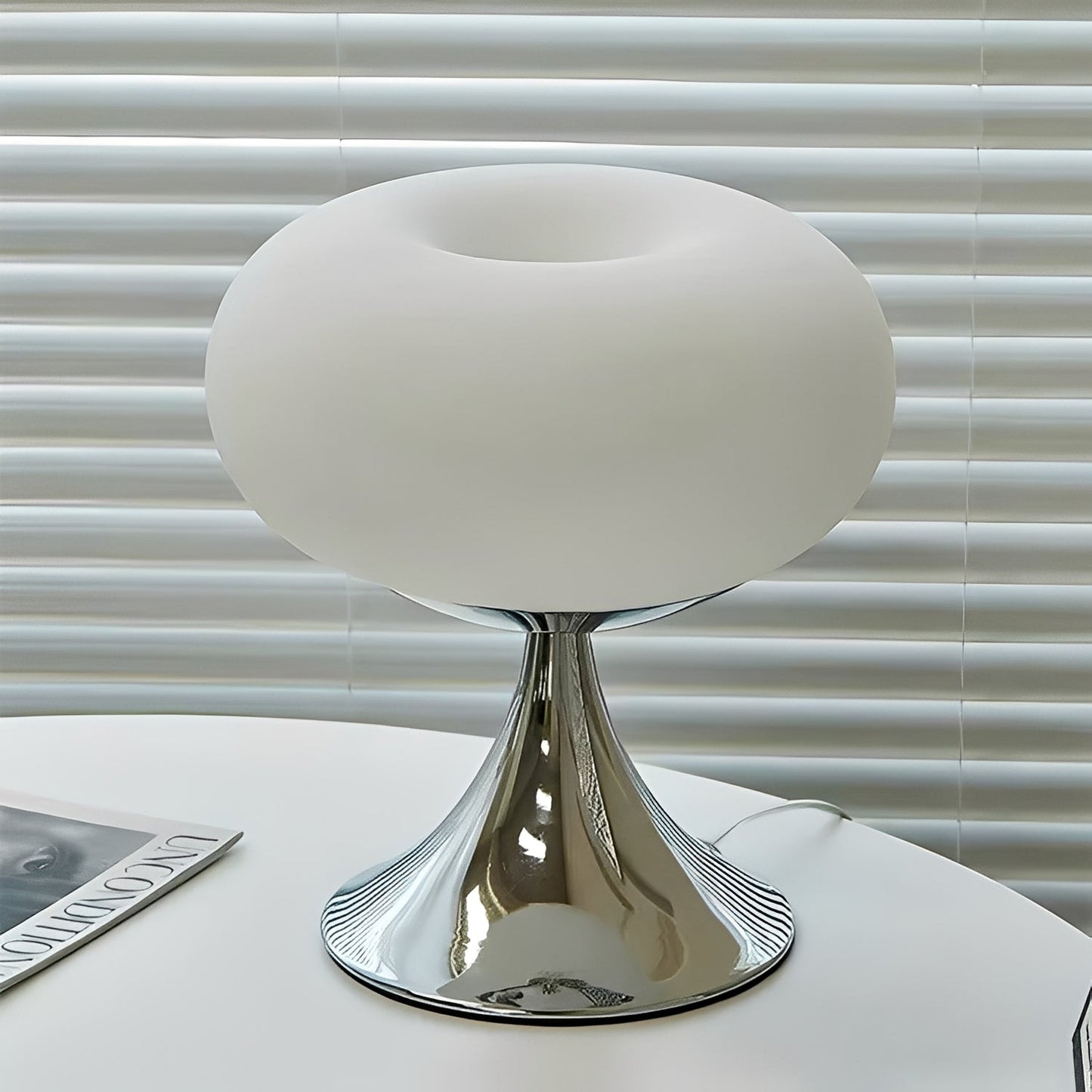 Yuna – Lampe de Table Coréenne