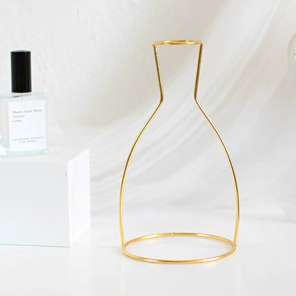 Del – Vase en fil de fer en fer