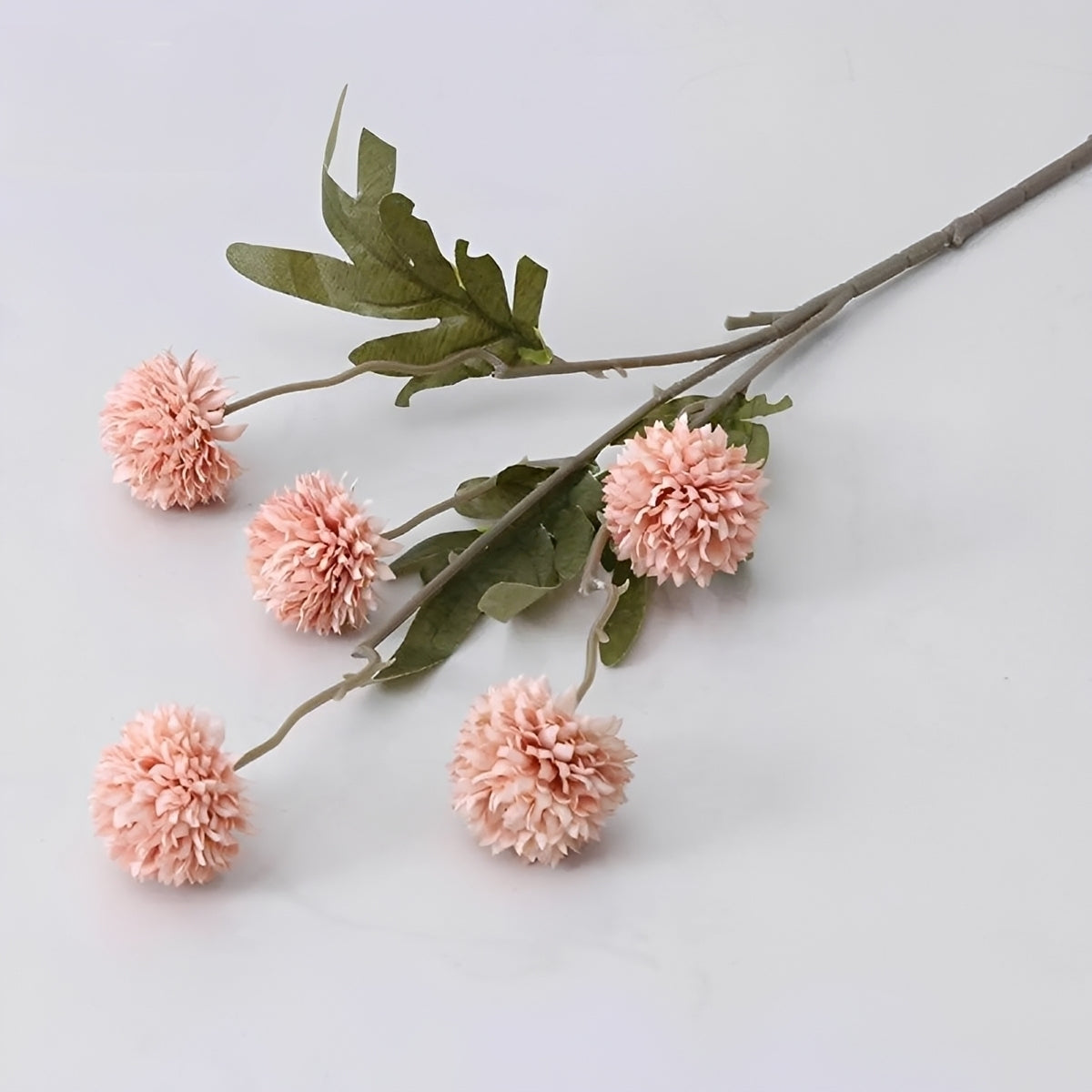Elina – Décoration de pissenlits