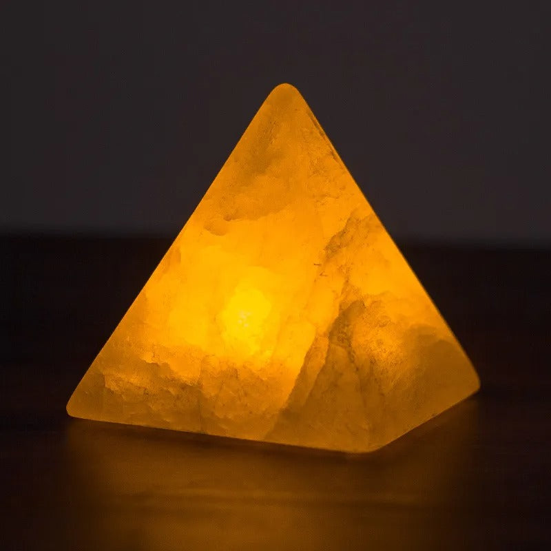 Astra – Lampe Pyramide en Pierre Naturelle