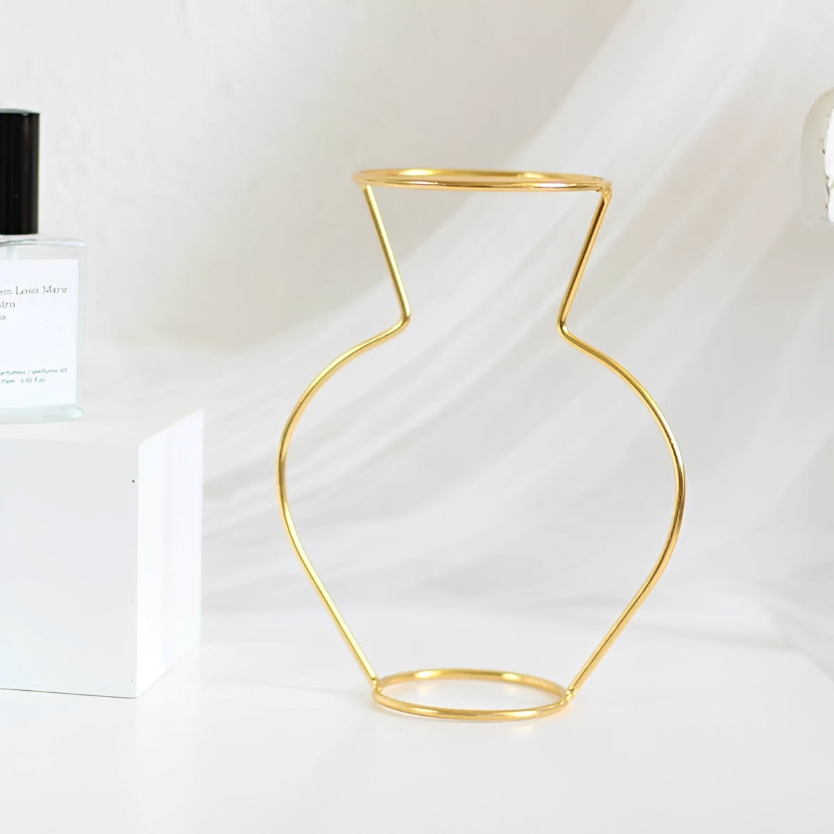 Anne – Vase de plante en fer