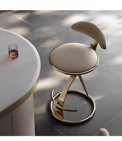Piolo – Tabouret de bar moderne en cuir et métal