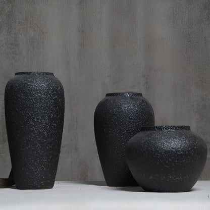Nera – Vase en céramique noire
