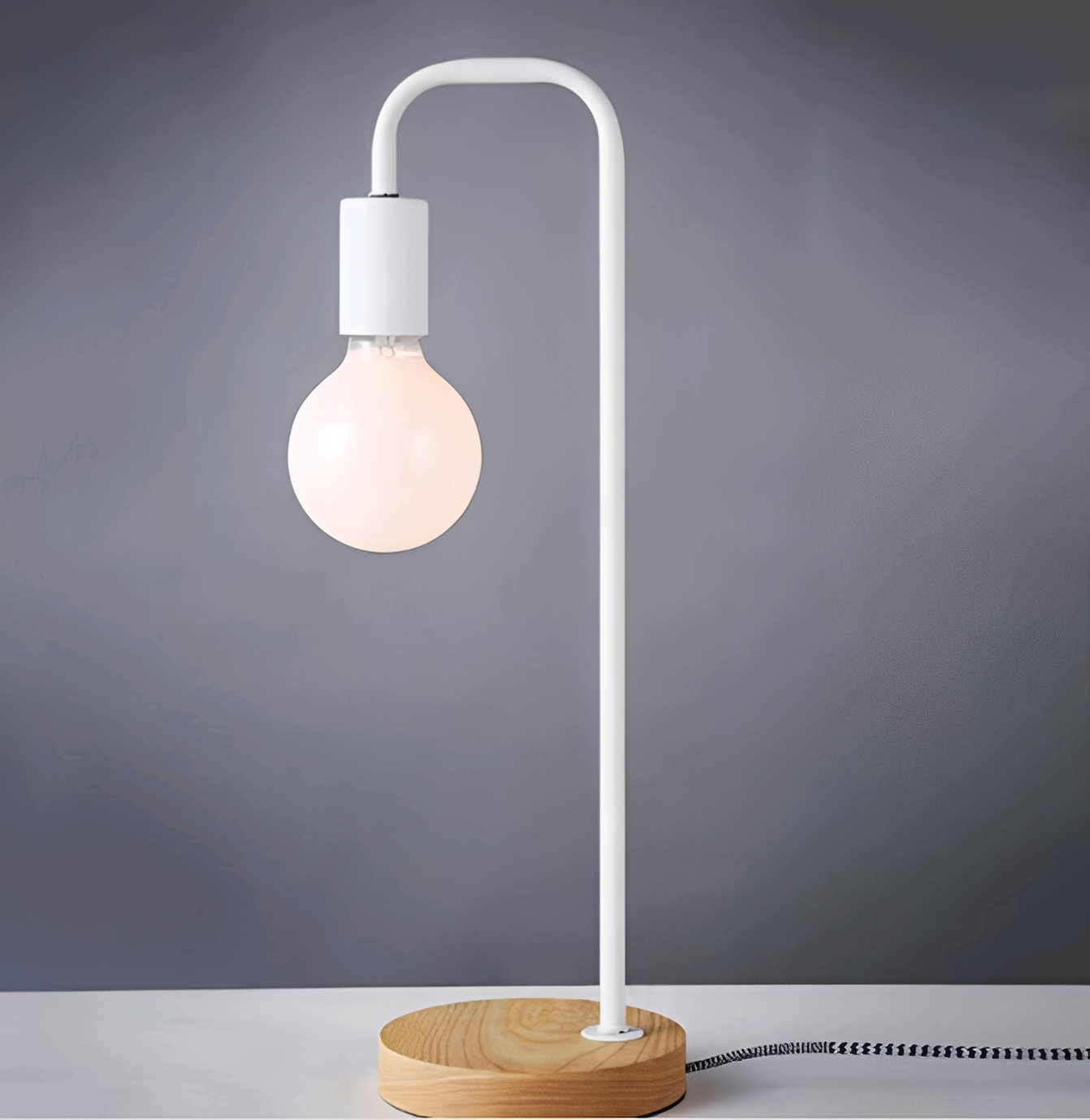Arvid – Lampe de Table Rétro Moderne
