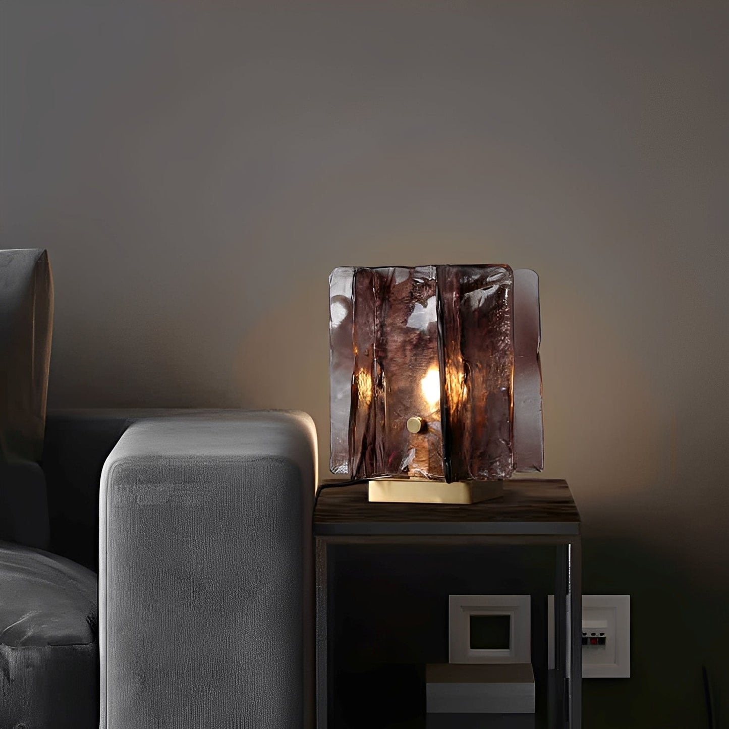 Alira – Applique Murale Minimaliste en Style Luxe Léger
