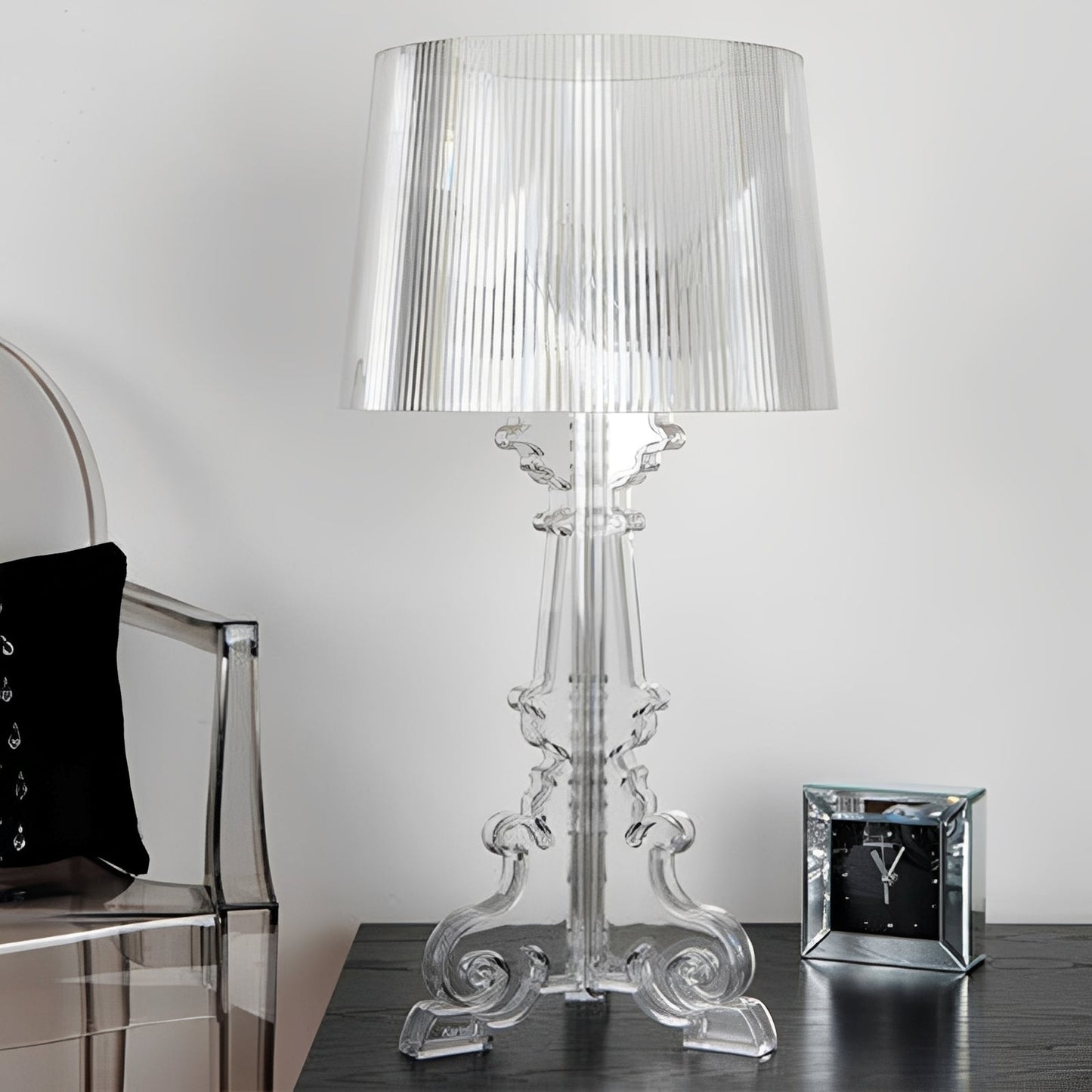 Freda – Lampe de Table Baroque Ghost