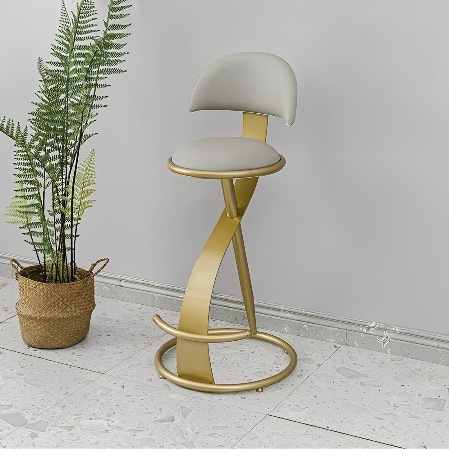 Piolo – Tabouret de bar moderne en cuir et métal