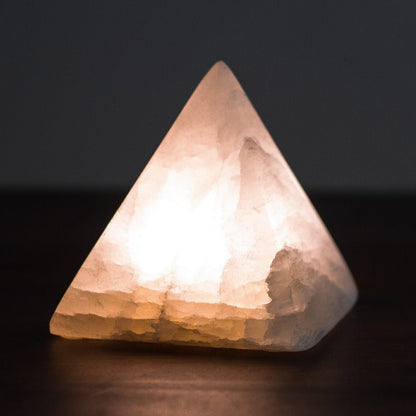 Astra – Lampe Pyramide en Pierre Naturelle