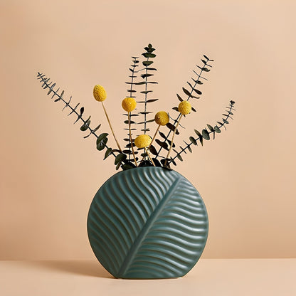 Illyraea – Vase en céramique scandinave fabriquée à la main