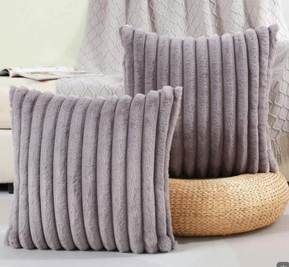 Emi – Doux Velours Housse de Coussin