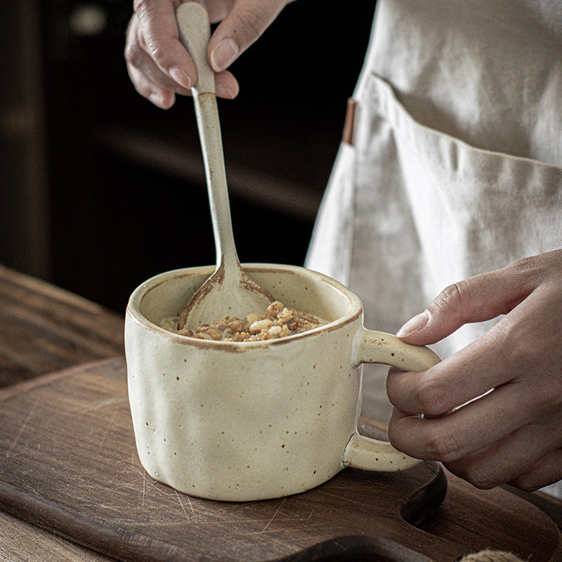 Juan – Tasse en porcelaine rétro faite à la main