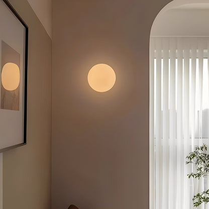 Mira – Applique Murale Boule de Verre Minimaliste