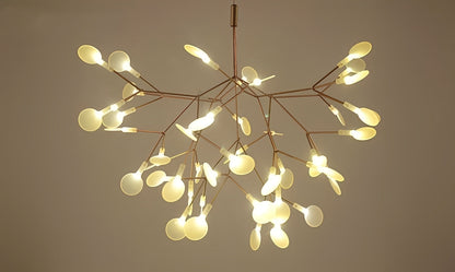 Eirik – Suspension design en branche de feuille nordique