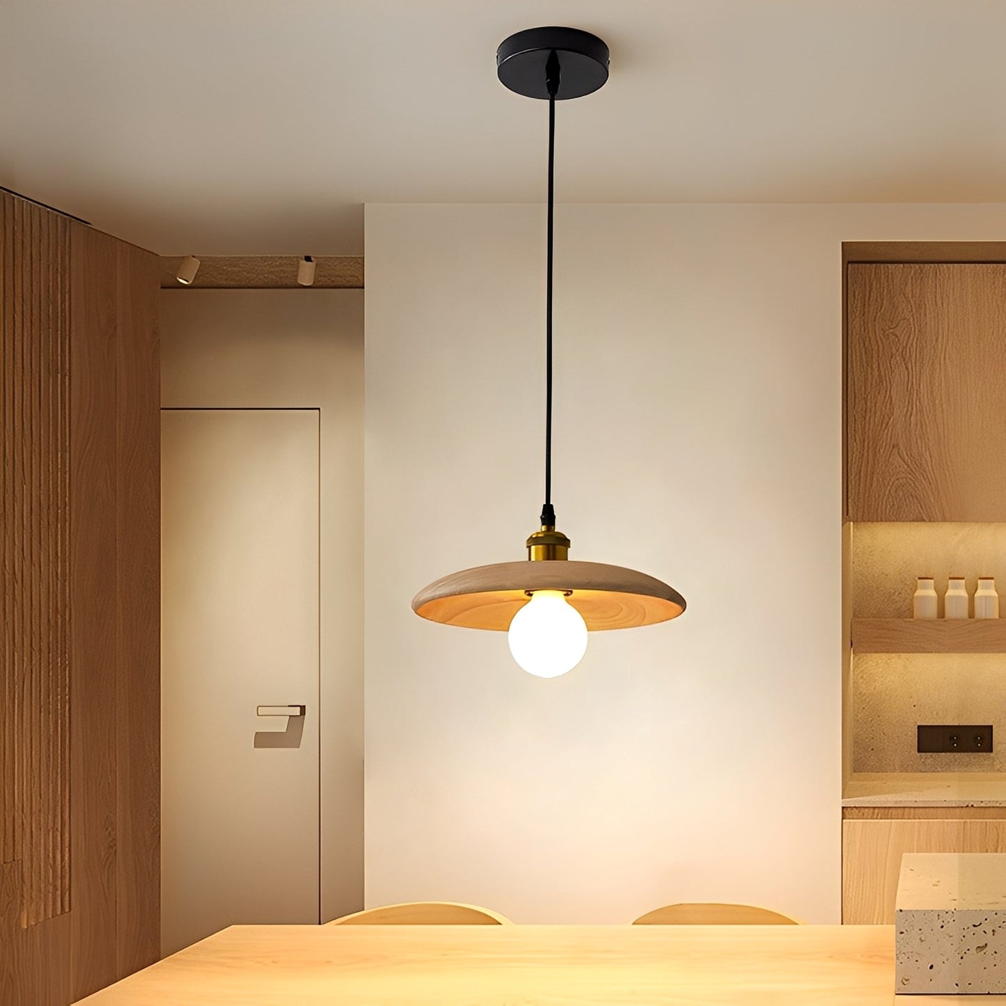 Asahi – Lampe de table en bois massif