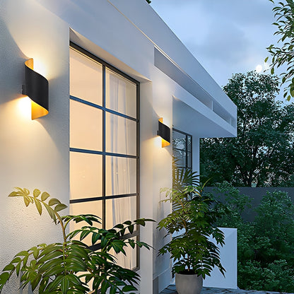 Aris – Moderne applique murale LED extérieure