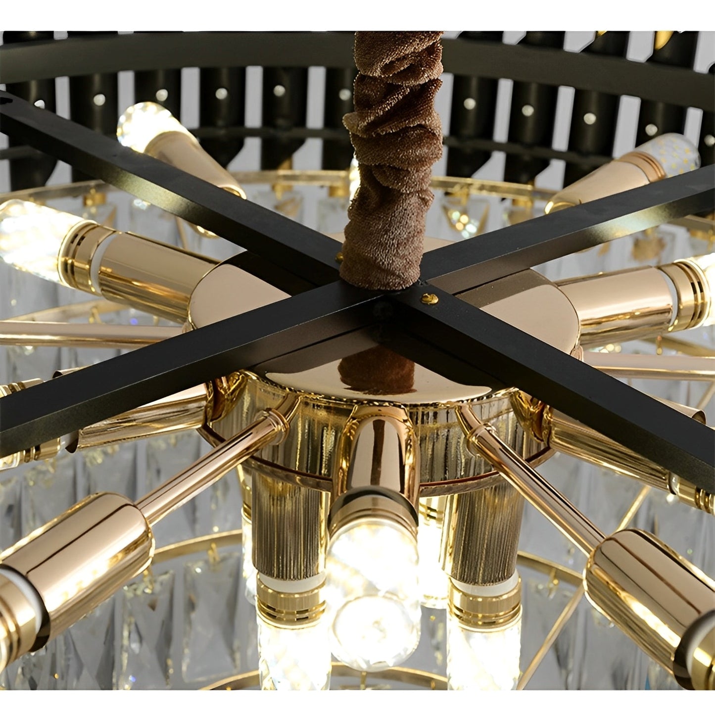 Celine – Lustre moderne avec éléments en cristal étincelants
