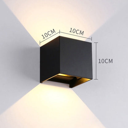 Laika – Lampe murale LED carrée étanche