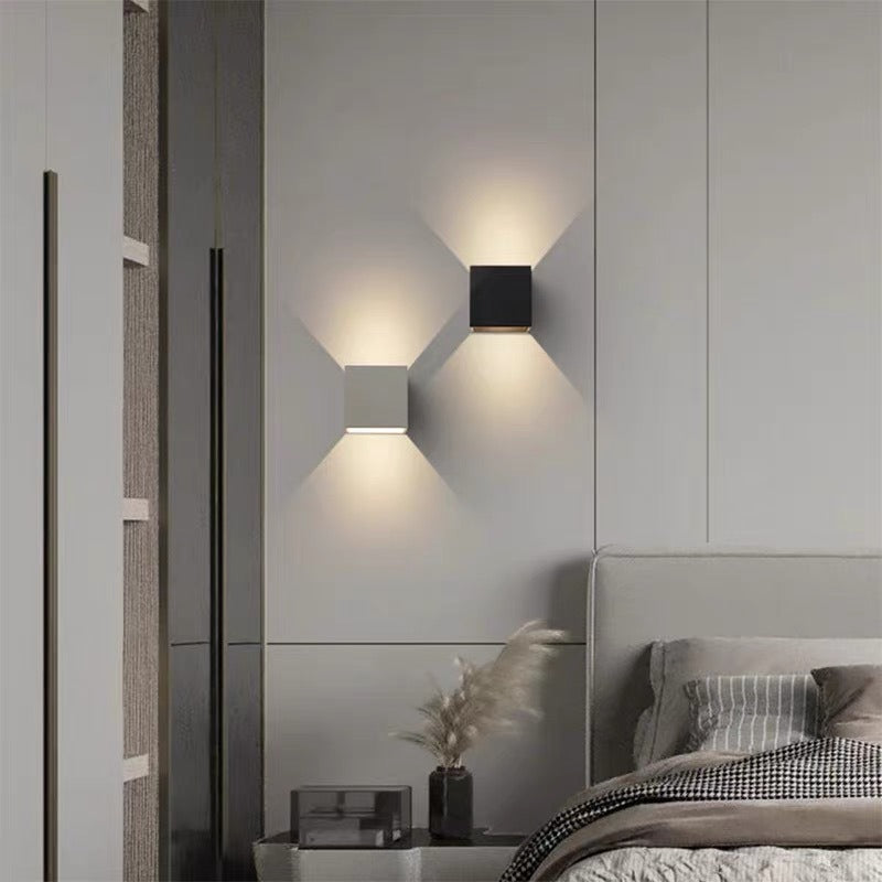 Laika – Lampe murale LED carrée étanche