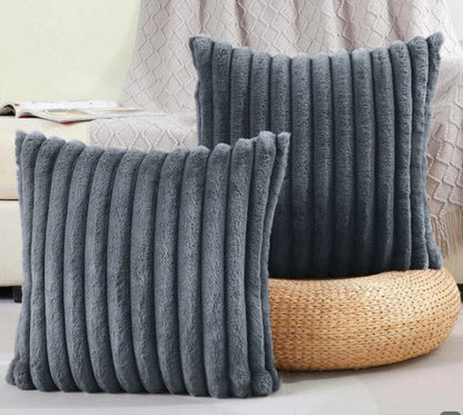 Emi – Doux Velours Housse de Coussin