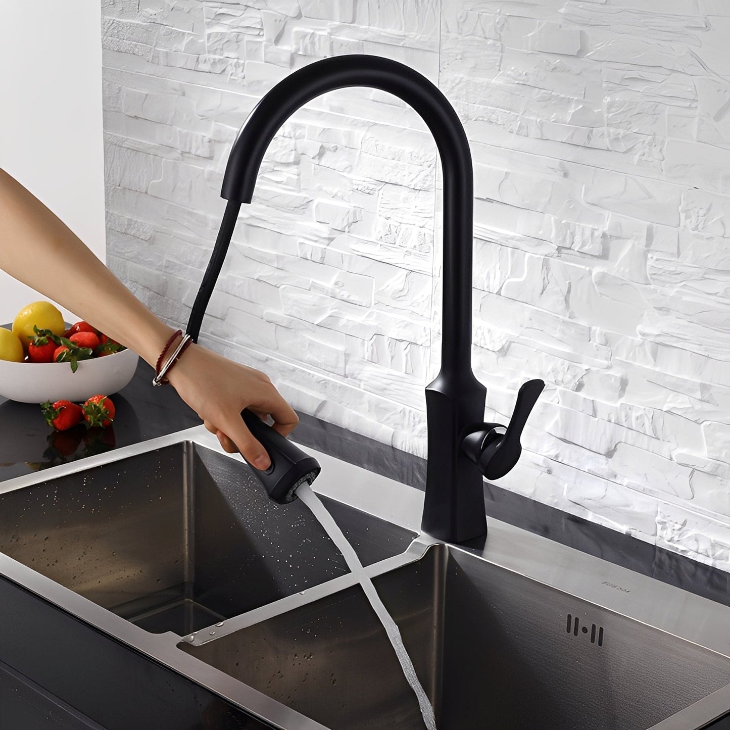 Nerio – Robinet Mitigeur Extensible Noir