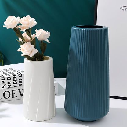 Celeste – Vase à pétales en minimalisme moderne