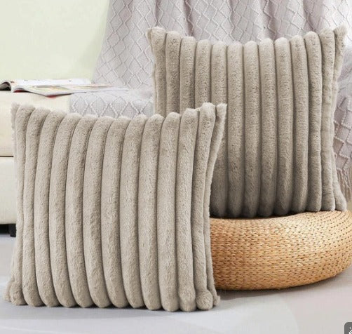 Emi – Doux Velours Housse de Coussin